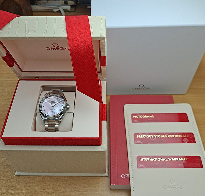 Ladies Omega Seamaster Aqua Terra 150M Coral MOP/Diamond Dial Ref. 231.10.34.20.57.003